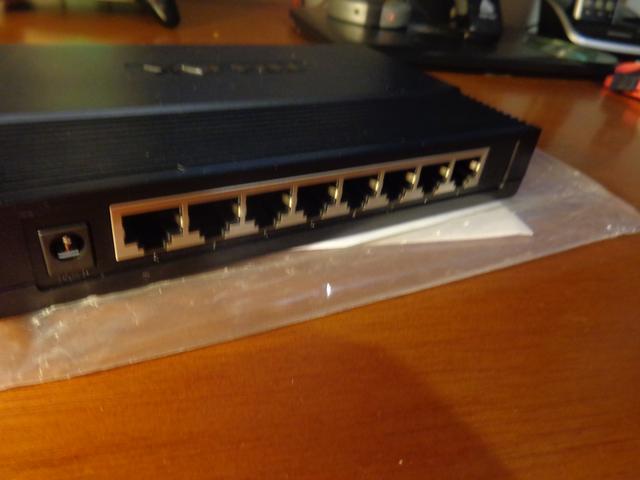 Switch Tp-link Gibabit Tl-sg1008d - Foto 2