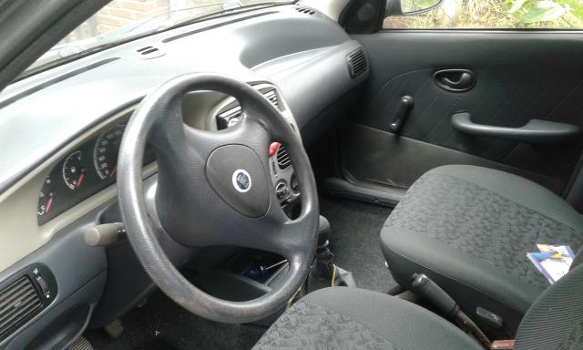 Vendo Palio 1.0 mod. 2007 com Ar, 4 pts, prata, flex - Foto 4