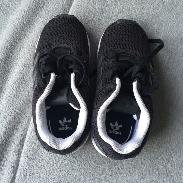 tenis adidas infantil 24