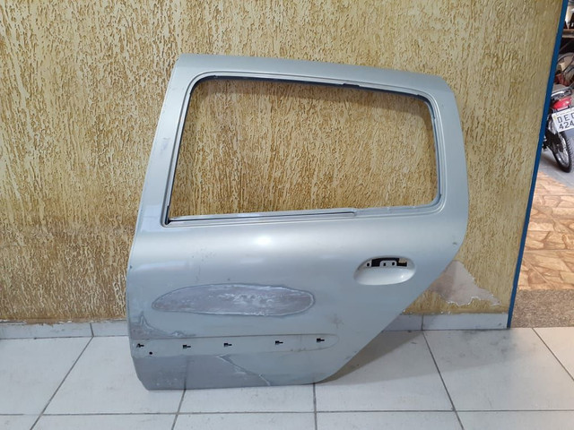 Porta traseira esquerda Clio 00/12 Original