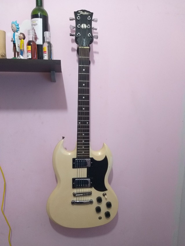 Guitarra SG Branca  - Foto 2