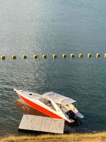 Lancha Magnun 29pes, ano 2014, Motor Mercury 225HP ProXS, 11 lugares - Foto 12