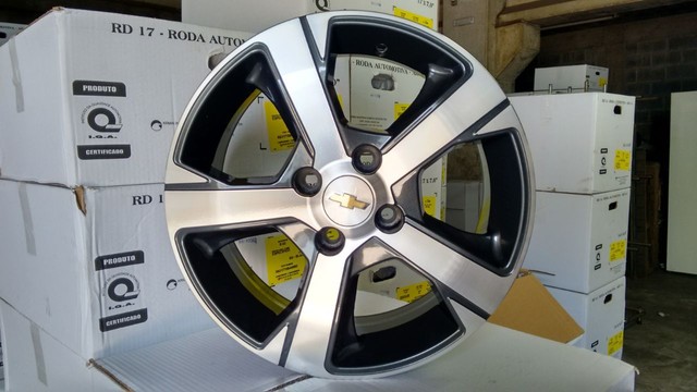 Roda aro 15 Onix LTZ Grafite com diamantada Krmai jogo 4X100 novo