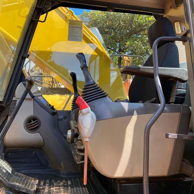 ESCAVADEIRA HIDRÁULICA  - Foto 5