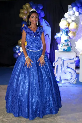 VESTIDO CINDERELA AZUL ROYAL A VTDWBM6AK - vendemos varejo e atacado,  produzimos também sob medida o modelo que você escolher.