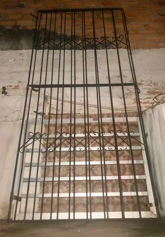 Grade para porta Tamanho : 2,20 x 1,10