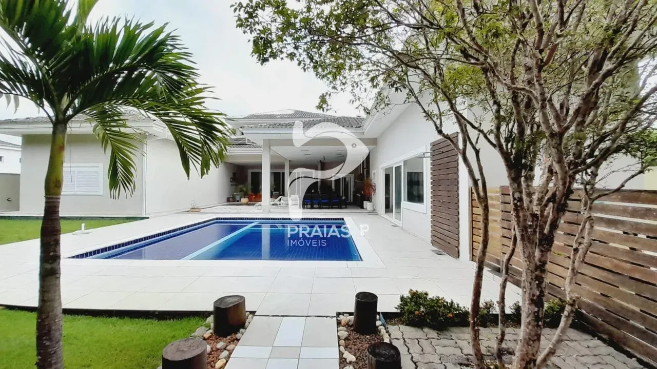 Casa alto padrão à venda em condomínio fechado - Marina Guarujá, SP