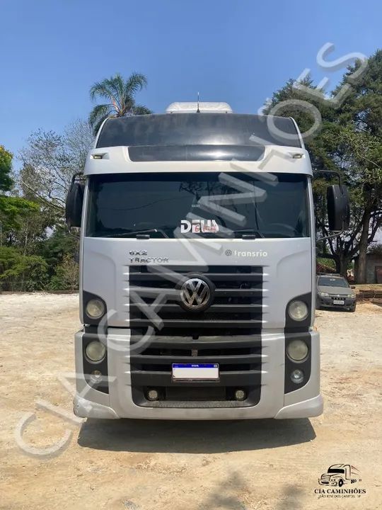 VW 25-370 TRACTOR 6x2 ANO 2009 - Foto 2