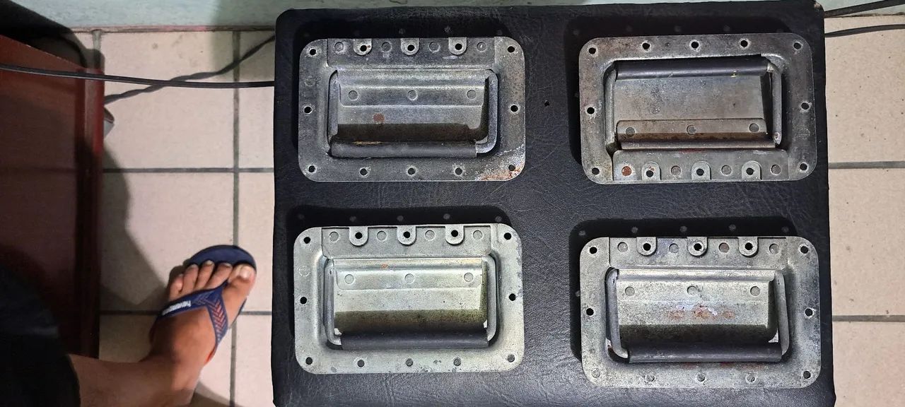 4 alças externa retrátil pra case e caixa de som 