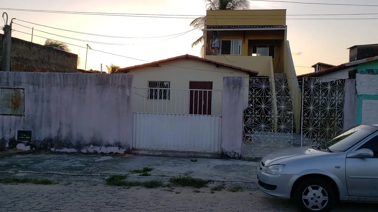Vende-se três casas no conjunto Gramoré