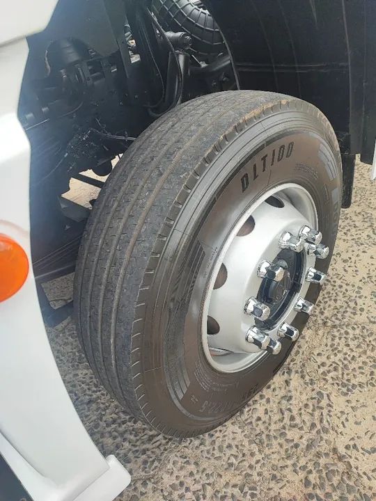 Volkswagen 31280 6x4 ano 2013 / único dono / doc. Caçamba - Foto 13