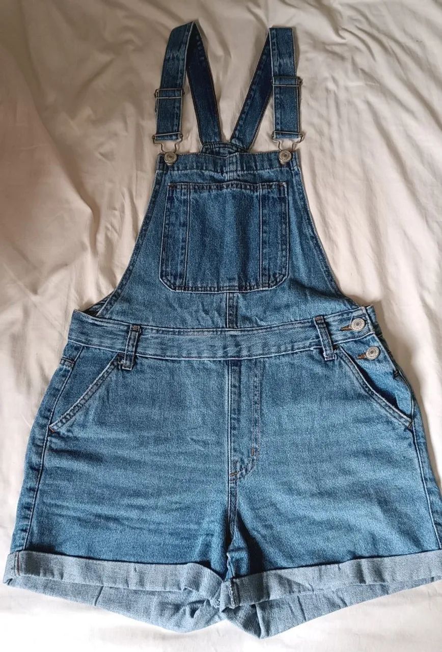 Jardineira jeans