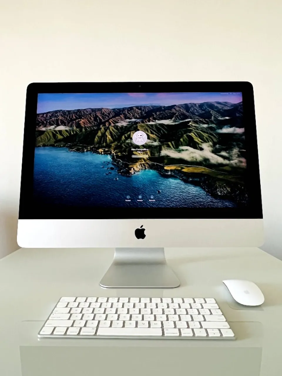 iMac(Retina 4K,21.5inch,2019)256SSD、32GB iMac(Retina 4K,21.5inch,2019)256SSD、32GB Amazon.com: Apple