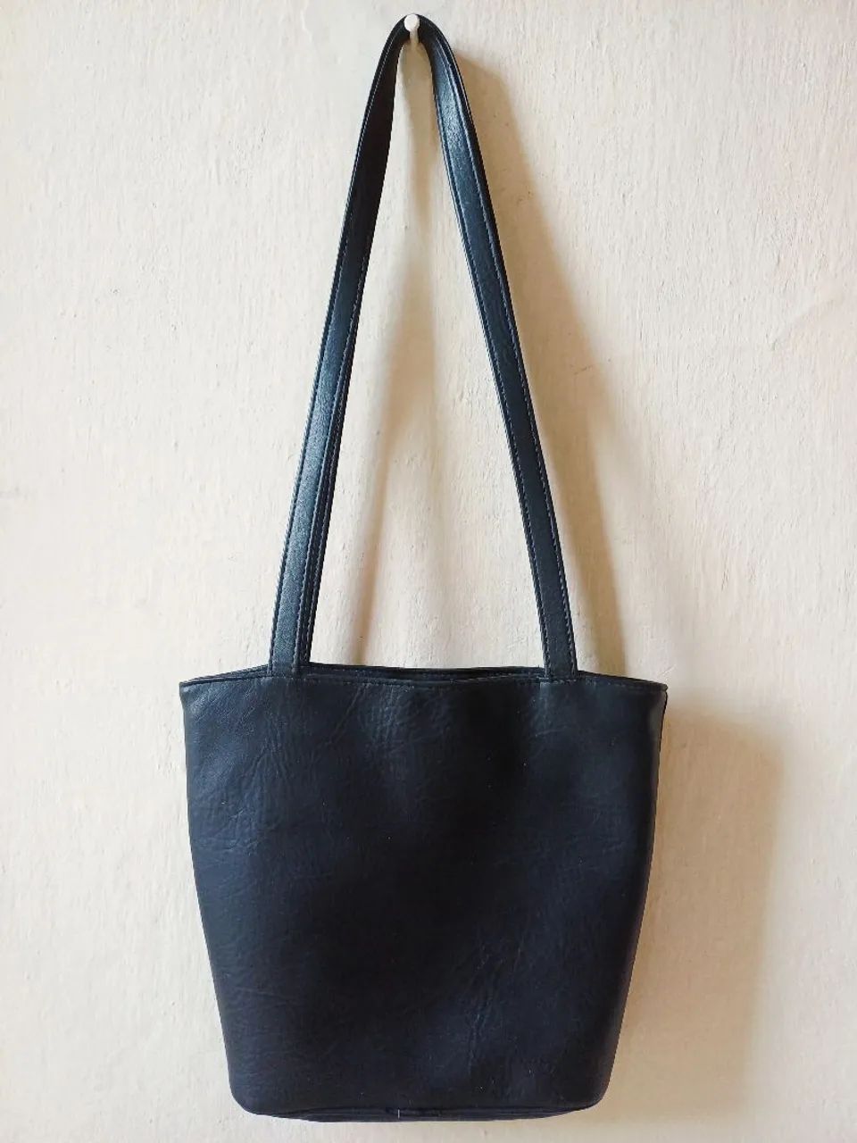 Bolsa Tote feminina de couro sintético  - Foto 2