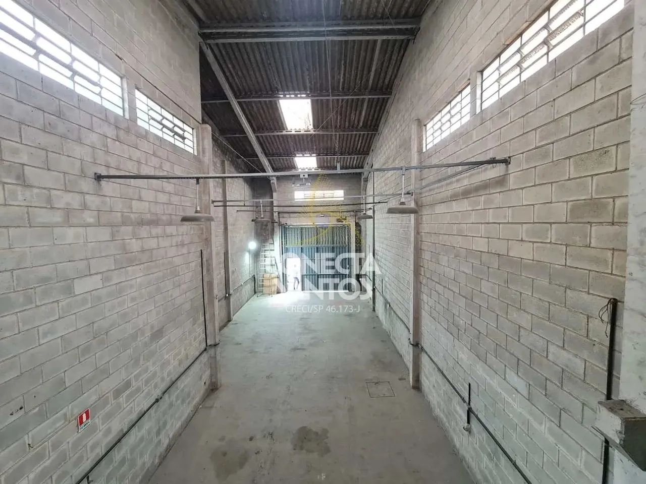 EXCELENTE GALPÃO NO PAQUETA EM SANTOS - Foto 4