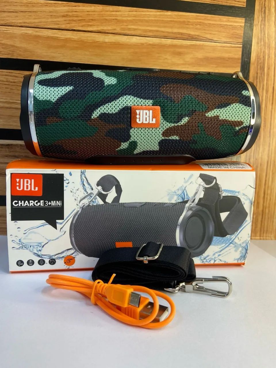 CAIXA DE SOM JBL CHARGE 3+ MINI - Aparelhos de Som - Adrianópolis