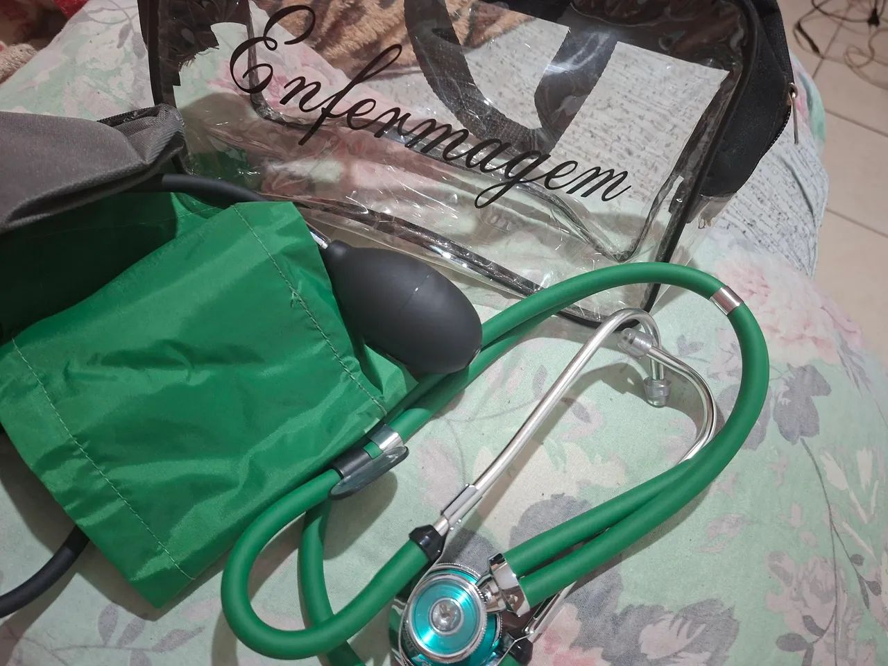 Aparelho de enfermagem  - Foto 2