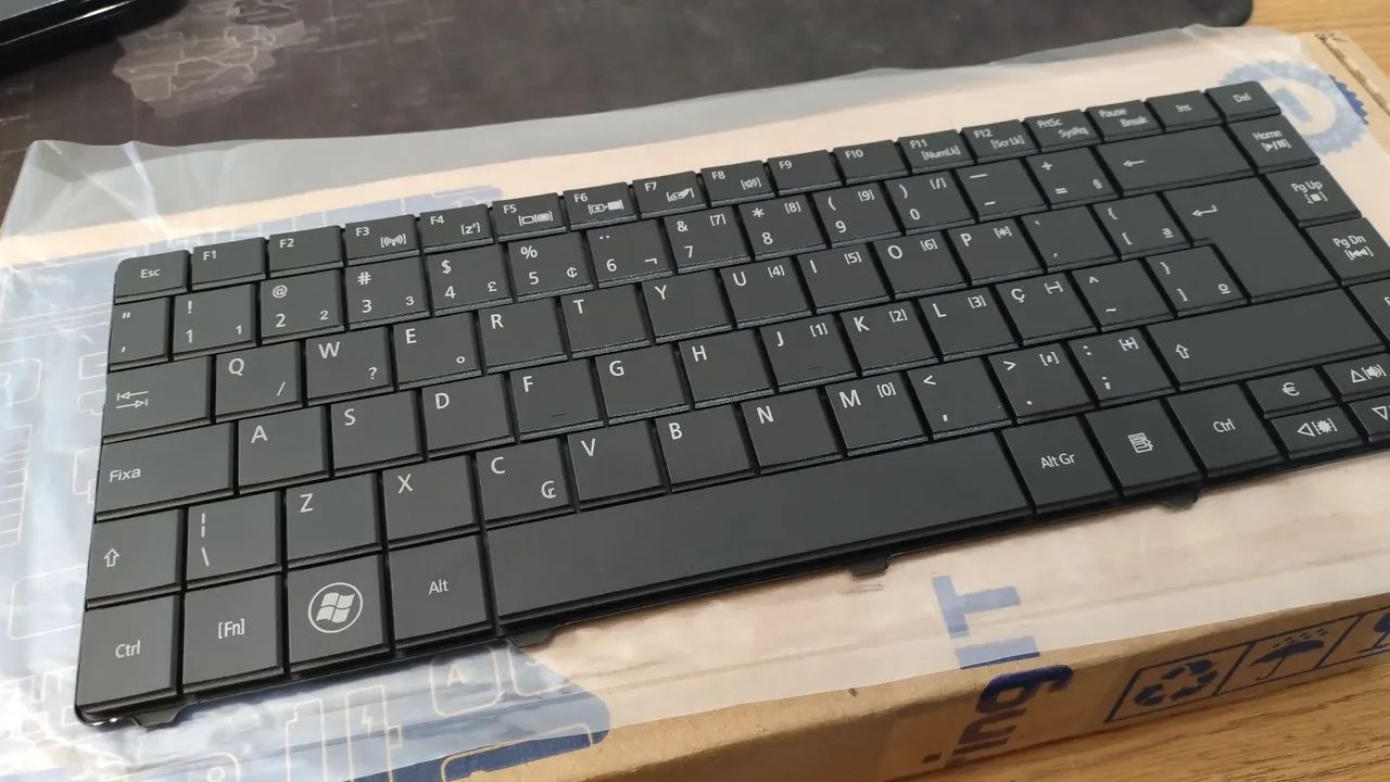 Teclado notebook acer e1 4210222, e1 431 e1 471 ( novo ) oferta64842076095235120