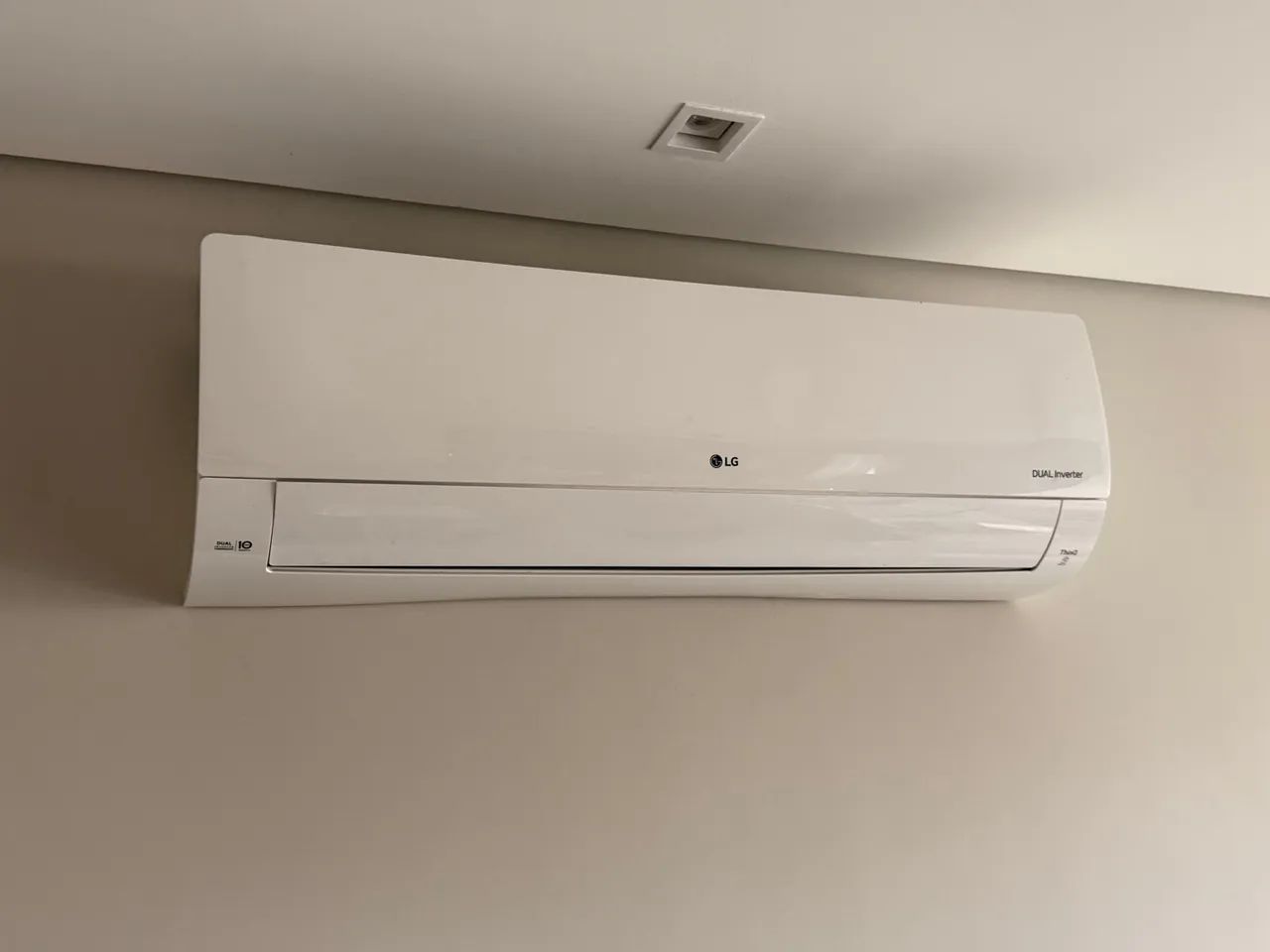 Dois (02) Ares Condicionado LG Dual Inverter 12000 e 18000 BTUs - Foto 3