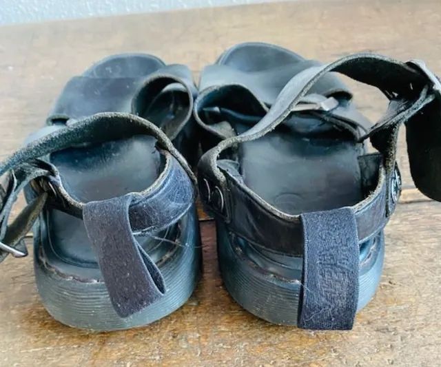 Sandália Gladiator Gryphon Dr.Martens original 37 BR - Foto 2