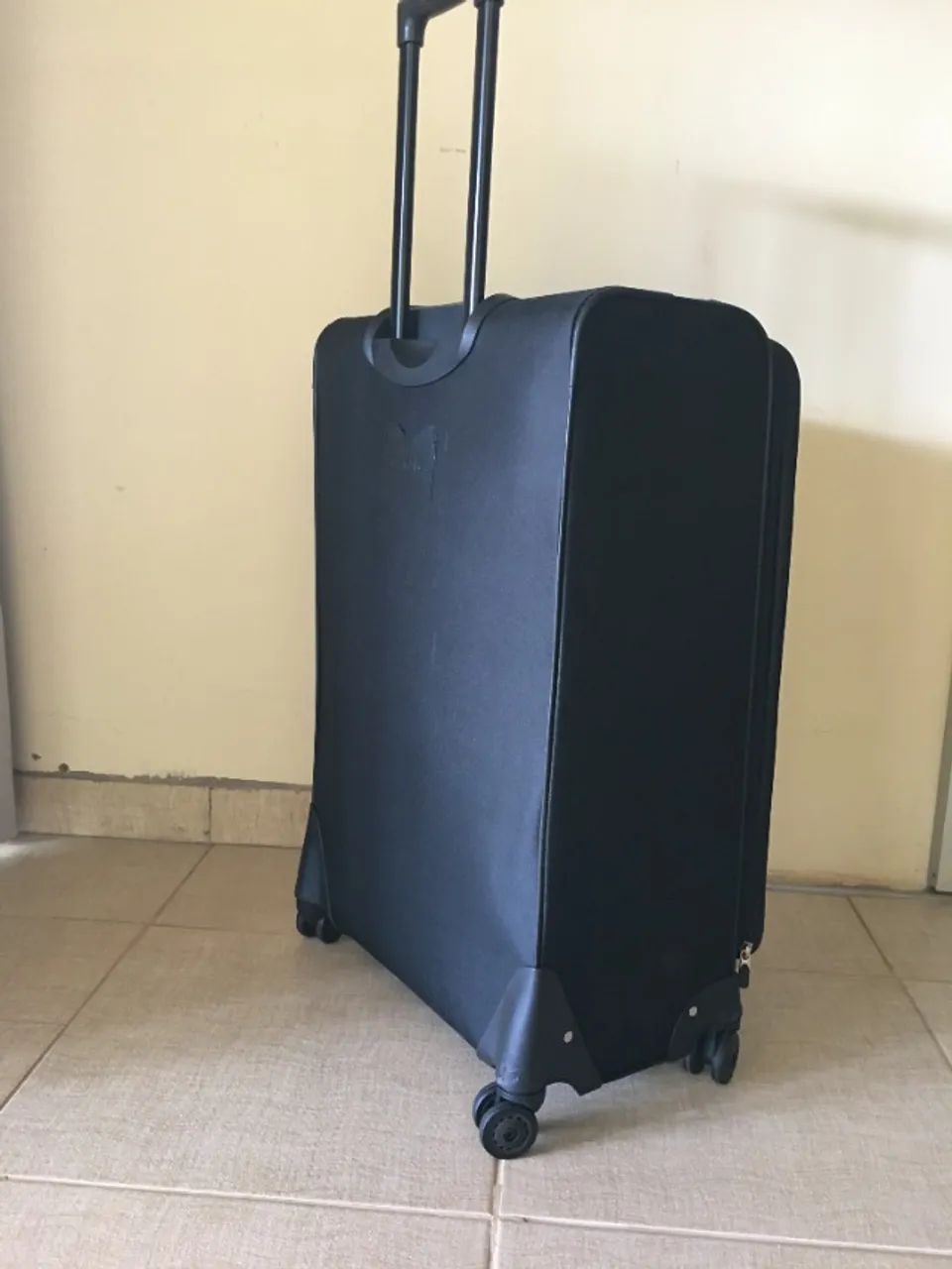 Mala de viagem, preta, marca CrewLine  - Foto 2