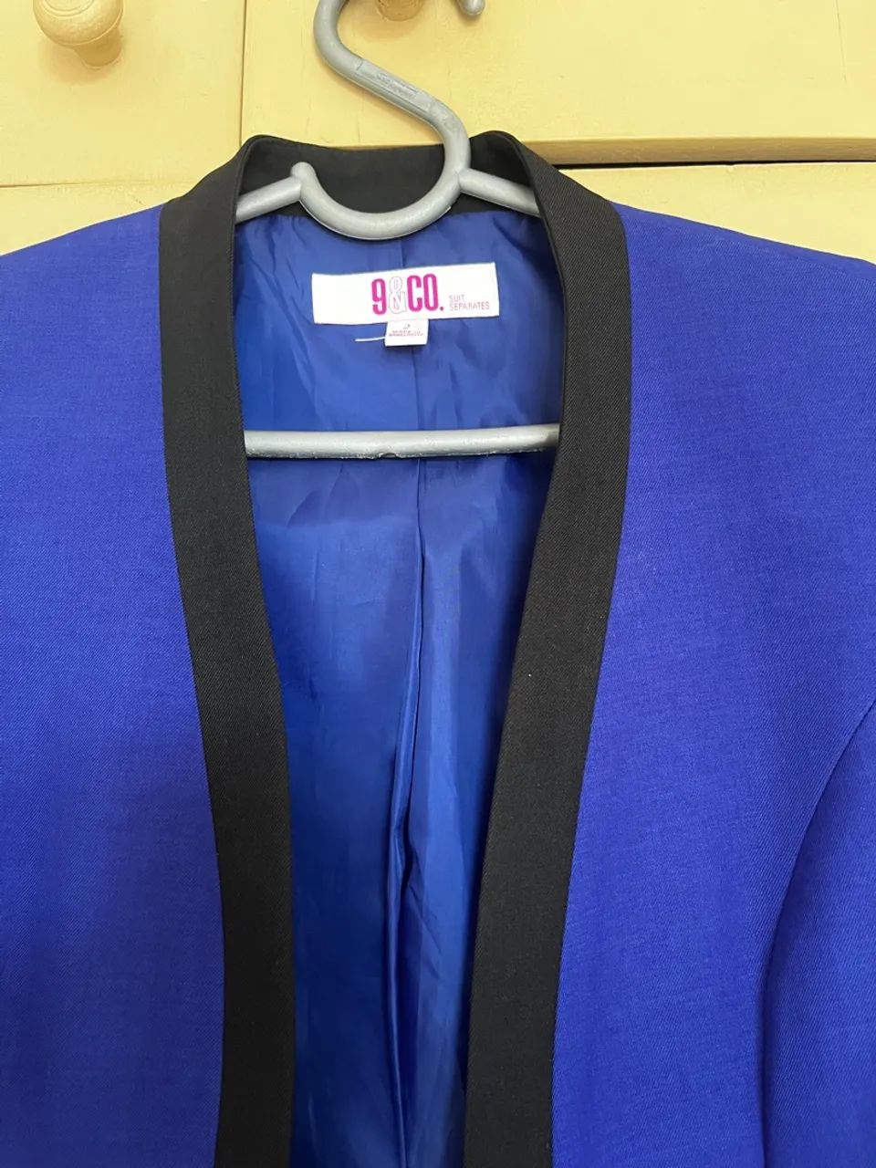 Blazer  azul com detalhes em preto - Foto 2