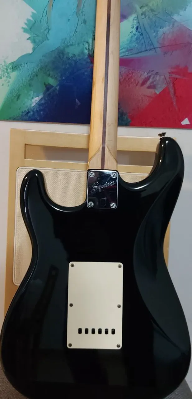 squier stratocaster deluxe