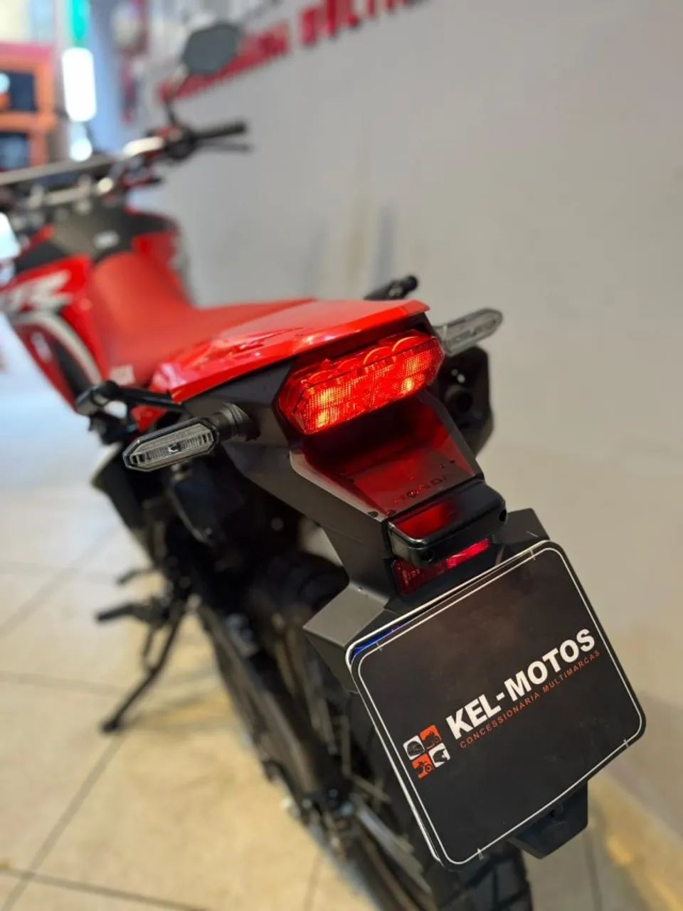 XR TORNADO 300 - Foto 4