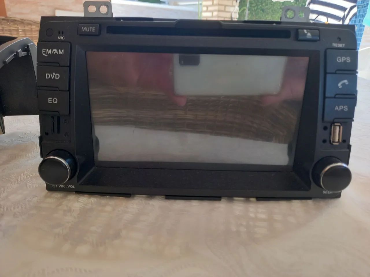 Vendo multimidea da sportage,  com defeito. - Foto 2