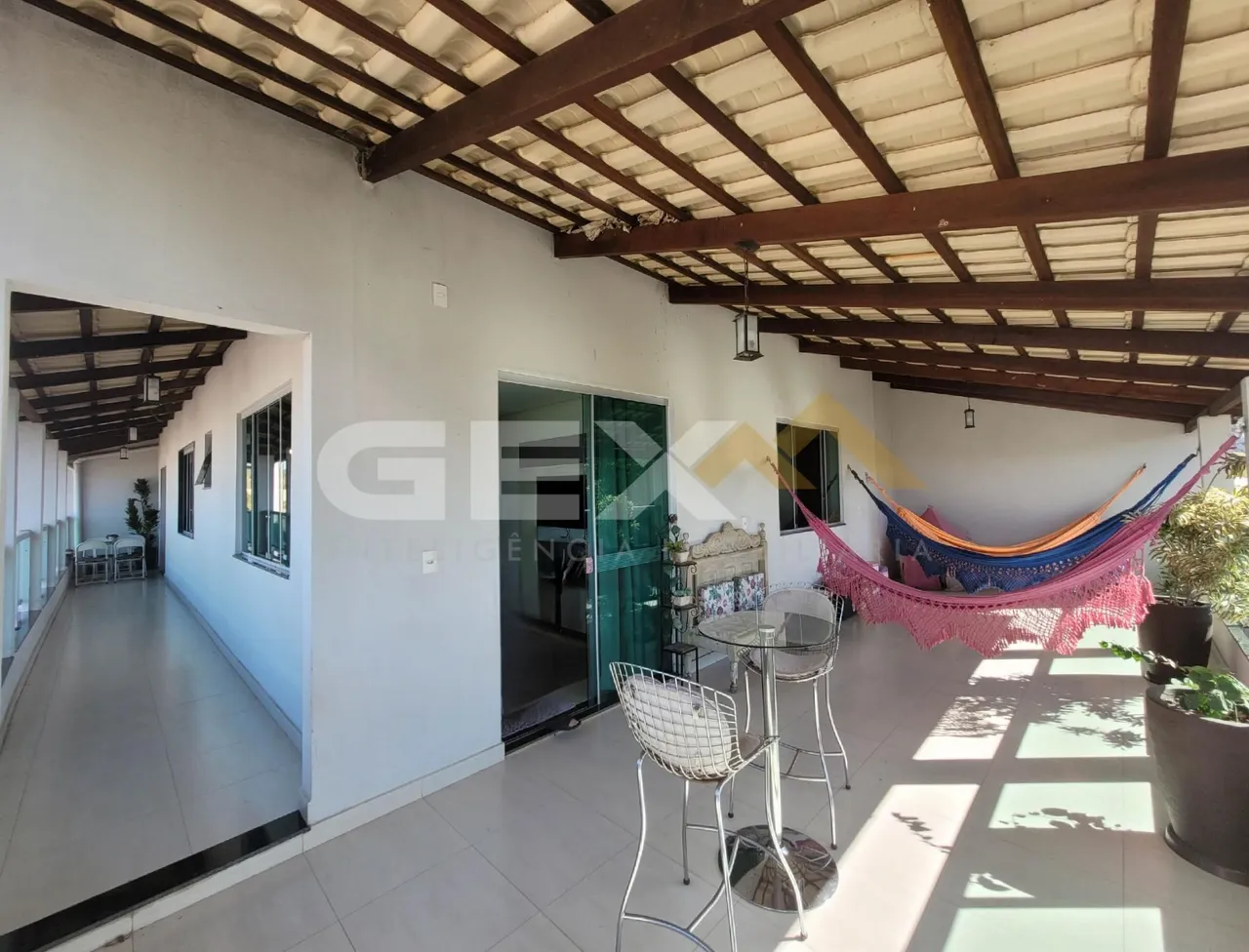 Casa com Galpão no Bairro Tiete