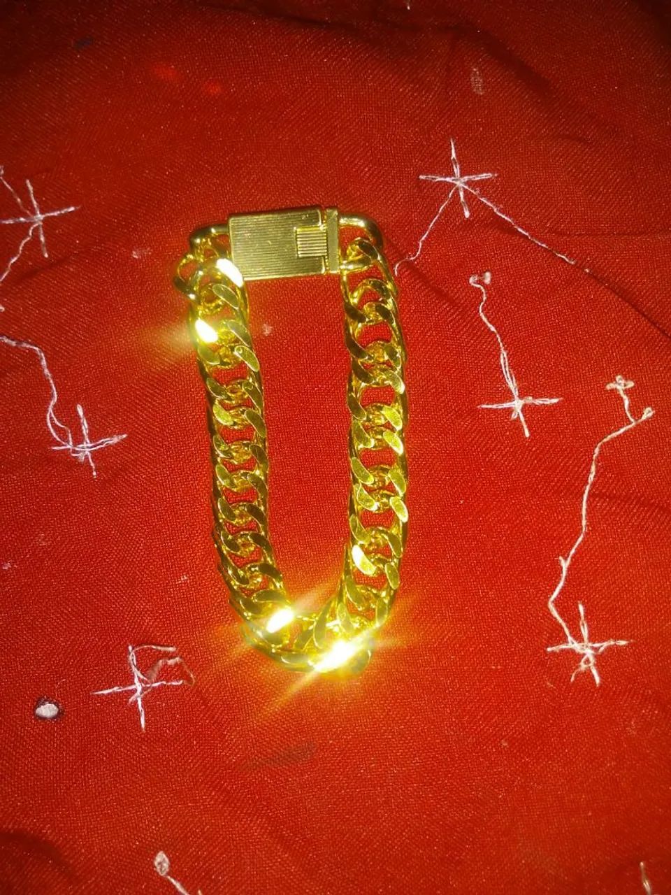 Pulseira dourada masculina com feixo cadeado*nova*! - Foto 4