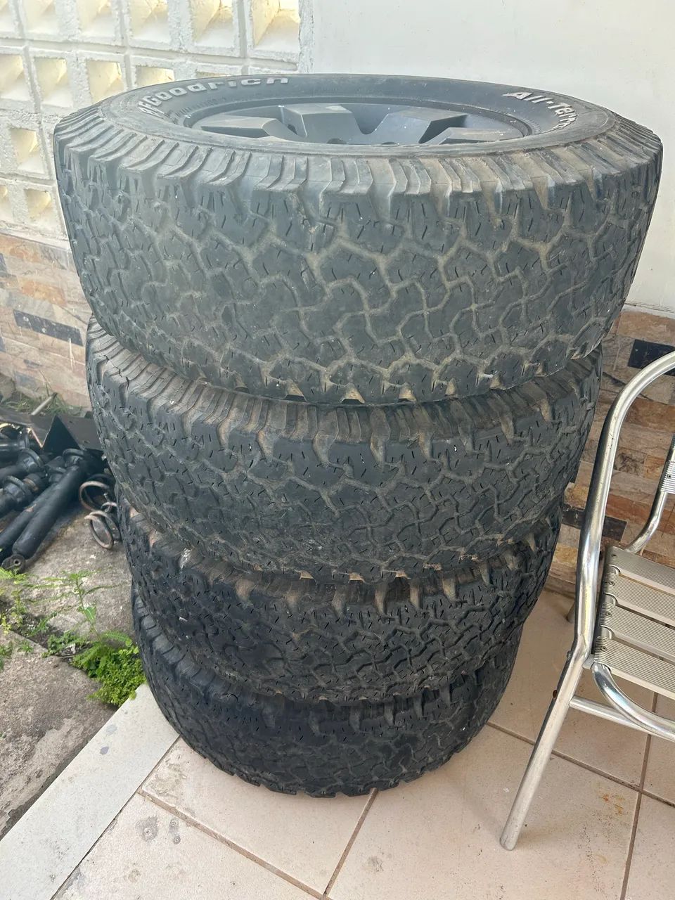 Jogo de rodas com Pneus  - Foto 2