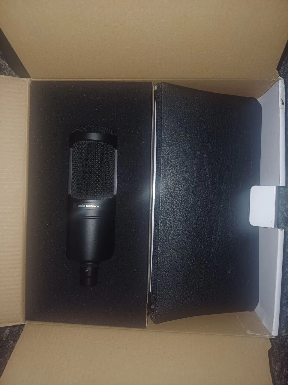 Microfone Audio Technica Condensador