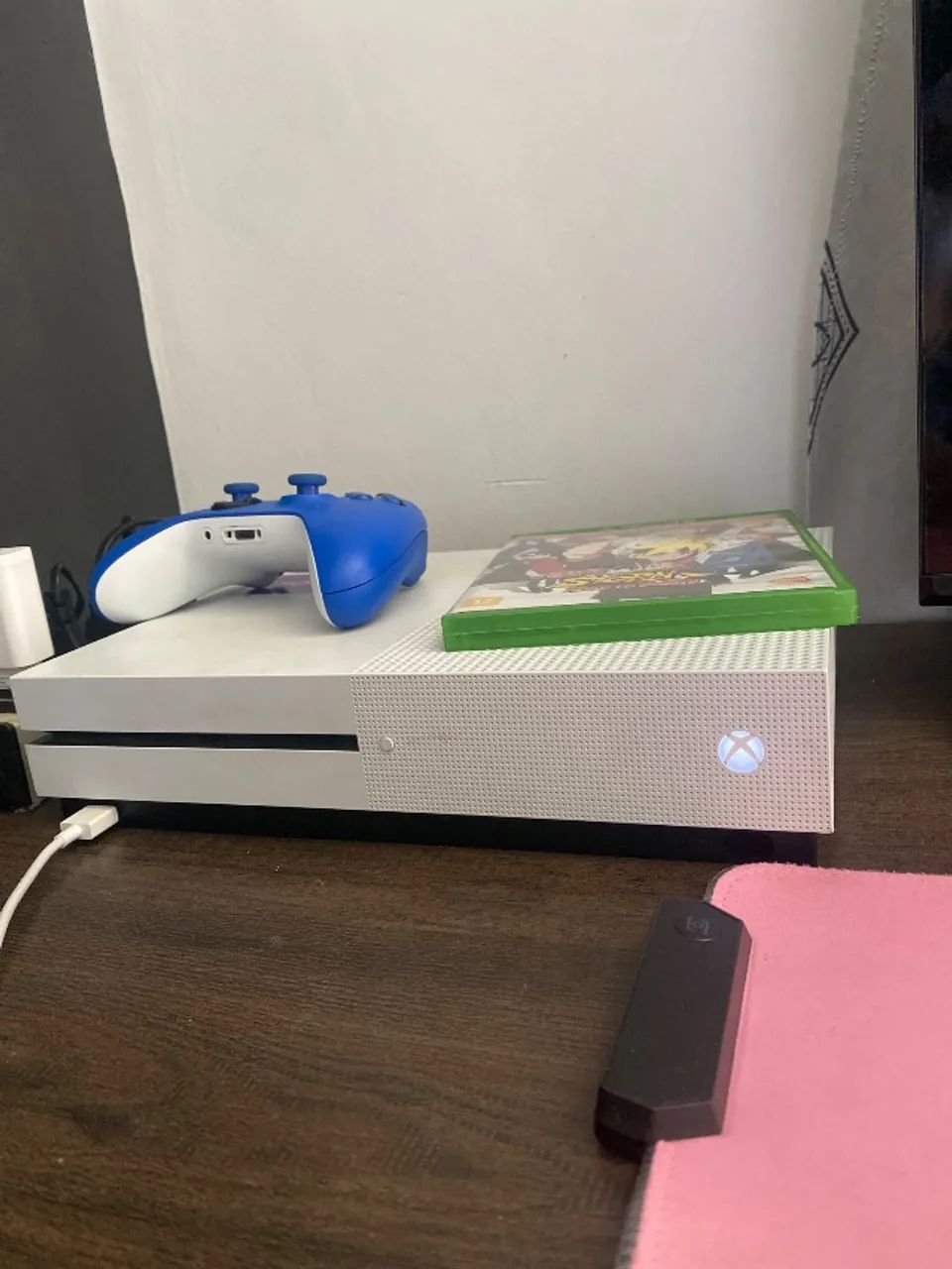 XBOX ONE S 1TB  - Foto 2