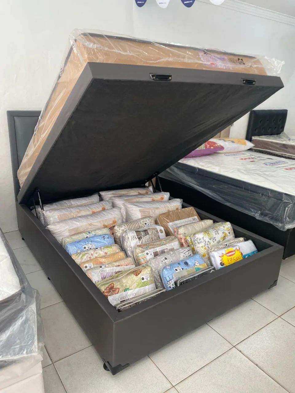 Cama casal baú 