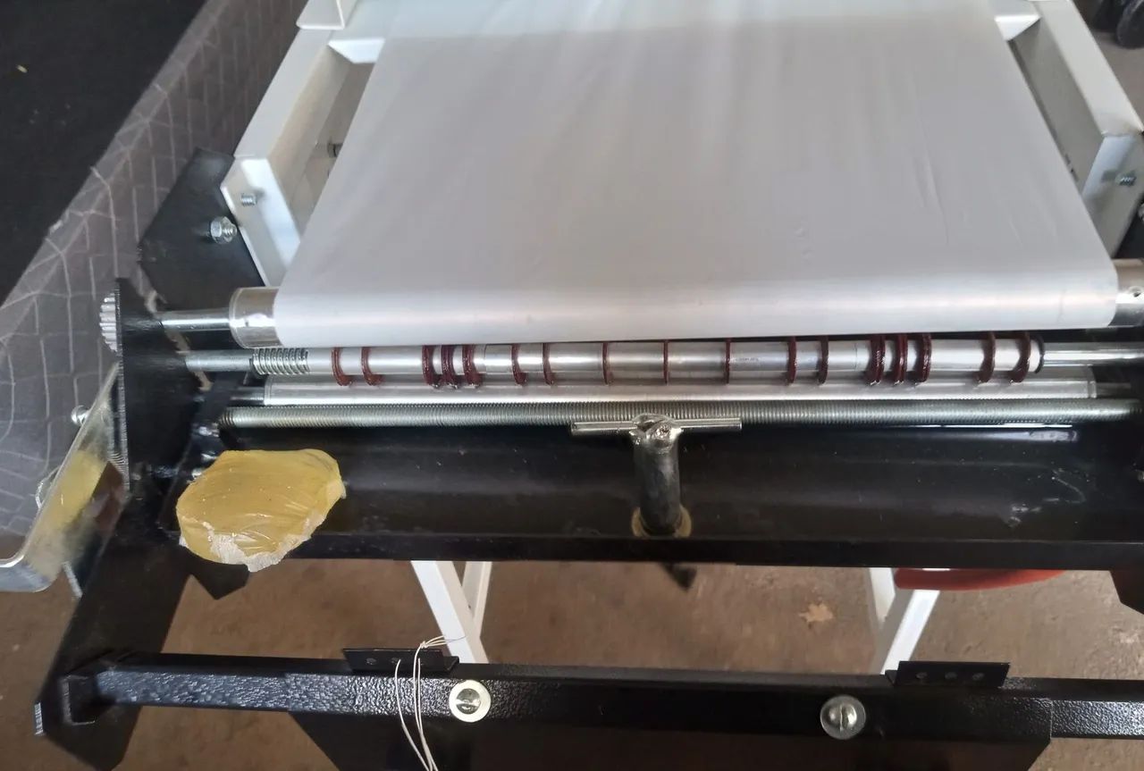 Máquina para produção de fraldas descartável. - Foto 2