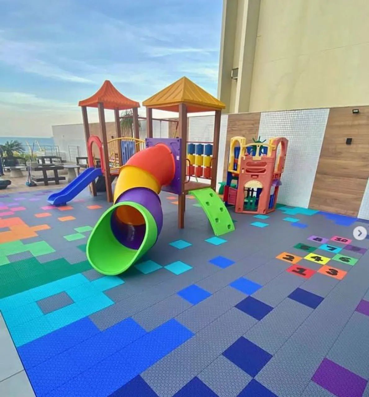 Piso para playground, academias, áreas de piscina, quadras poliesportiva, lojas de carros - Foto 4