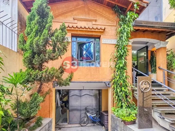 Casa comercial para venda, 700m²