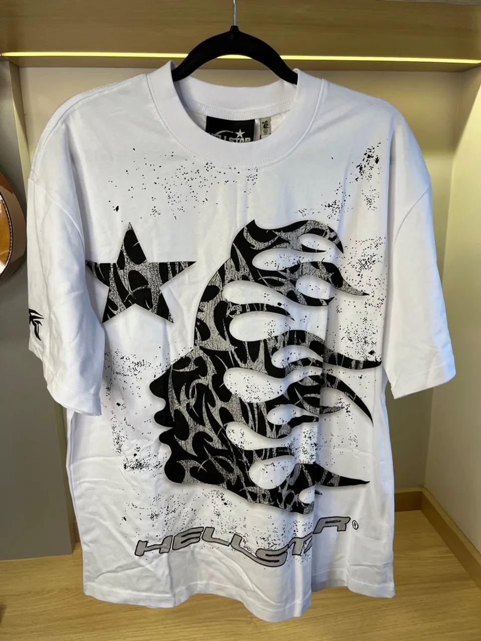 Camiseta Hellstar - Design Exclusivo