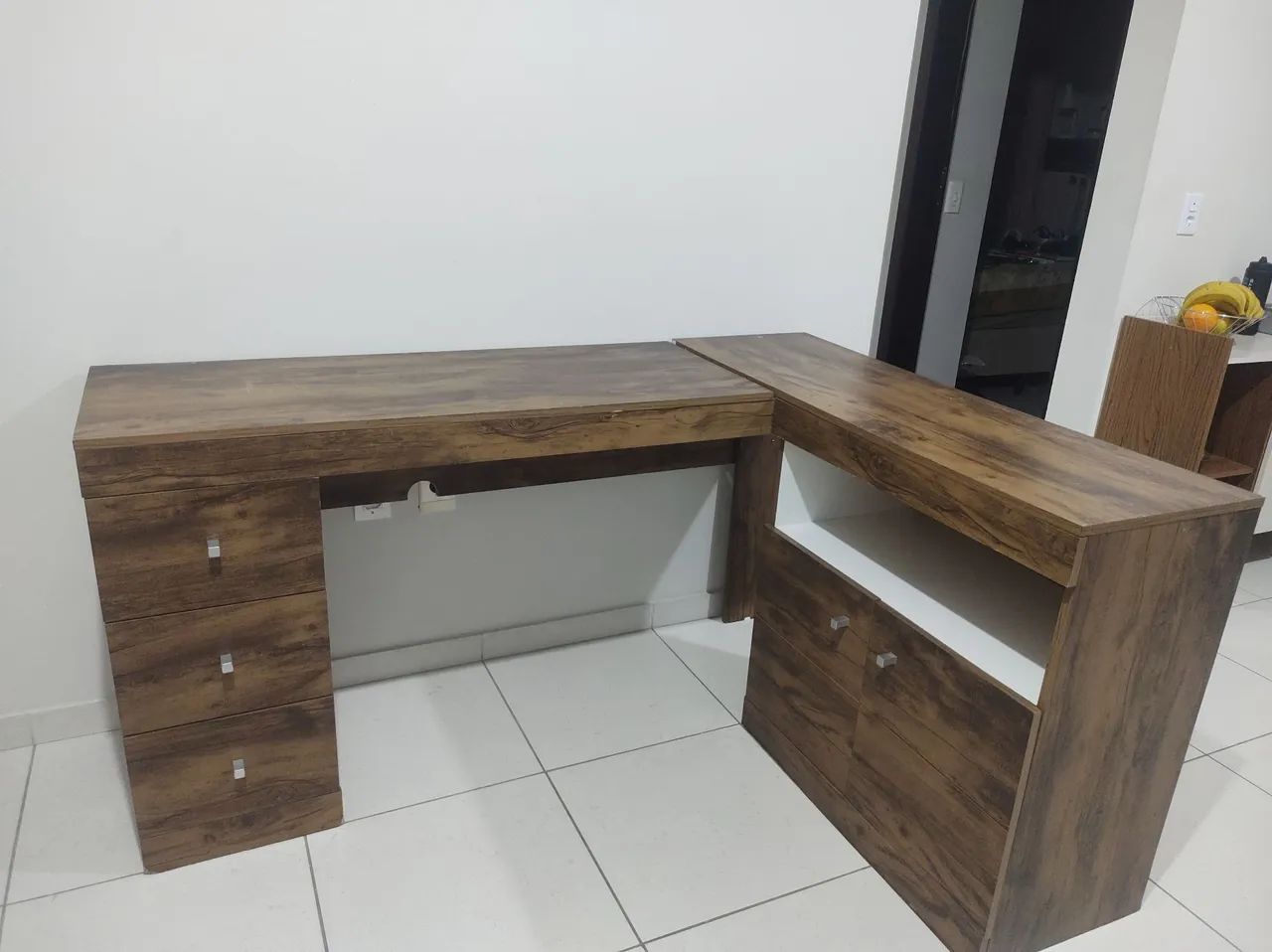 Escrivaninha 64352407369475120