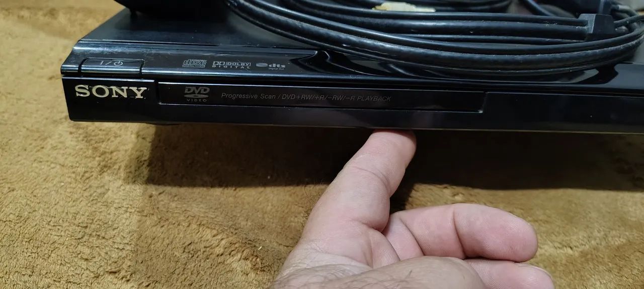 DVD Player Sony funcionando 110v a 220v - Foto 2