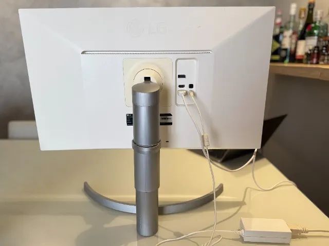 Monitor LG 27? 4K UHD 27UL650 - Ótimo estado + Nota Fiscal - Foto 3