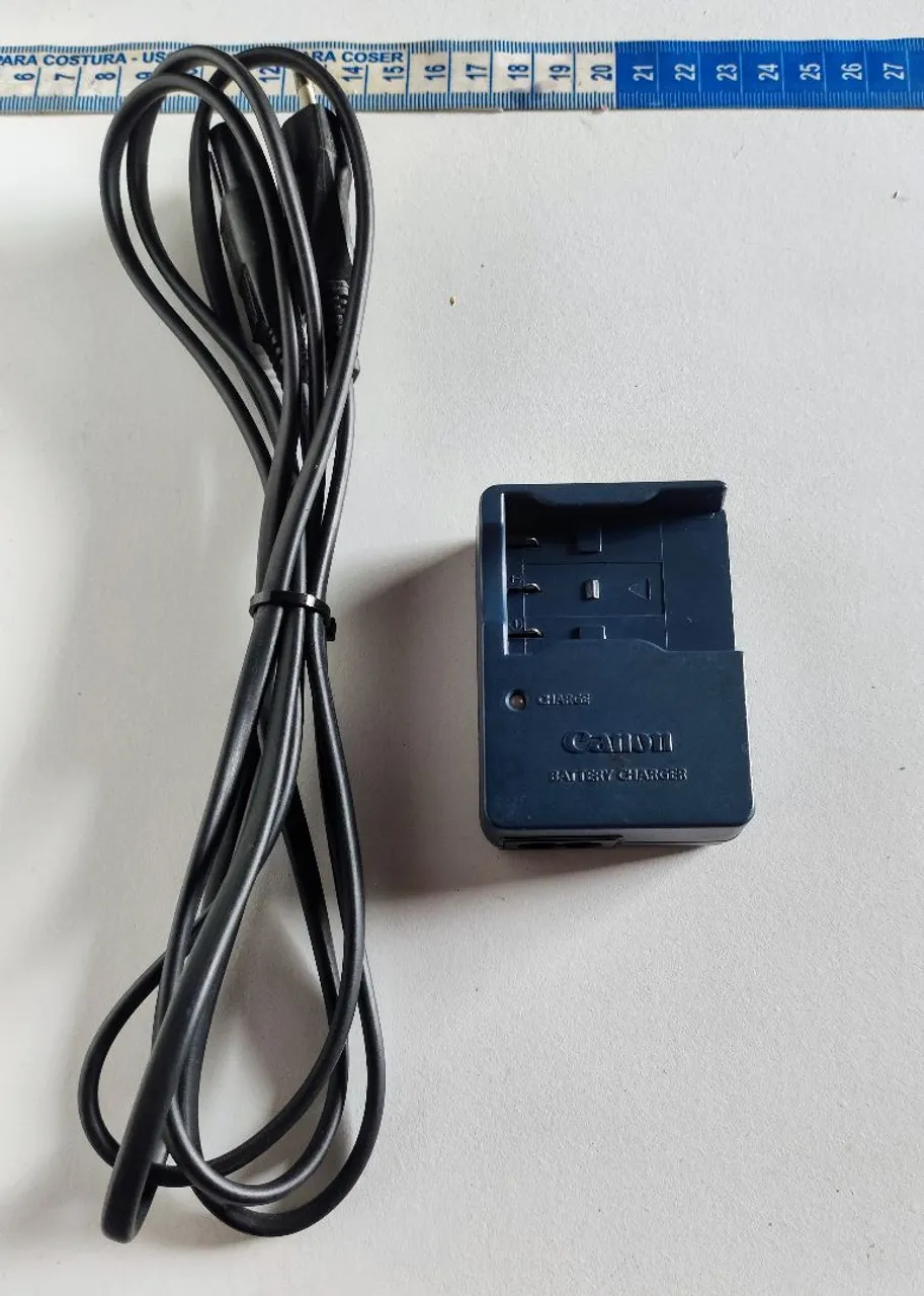 Carregador de Bateria Canon