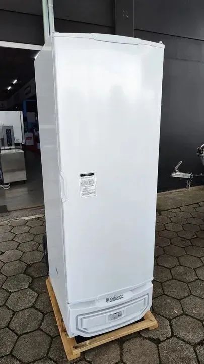 Freezer tripla função porta cega 573l Gelopar (Ester)