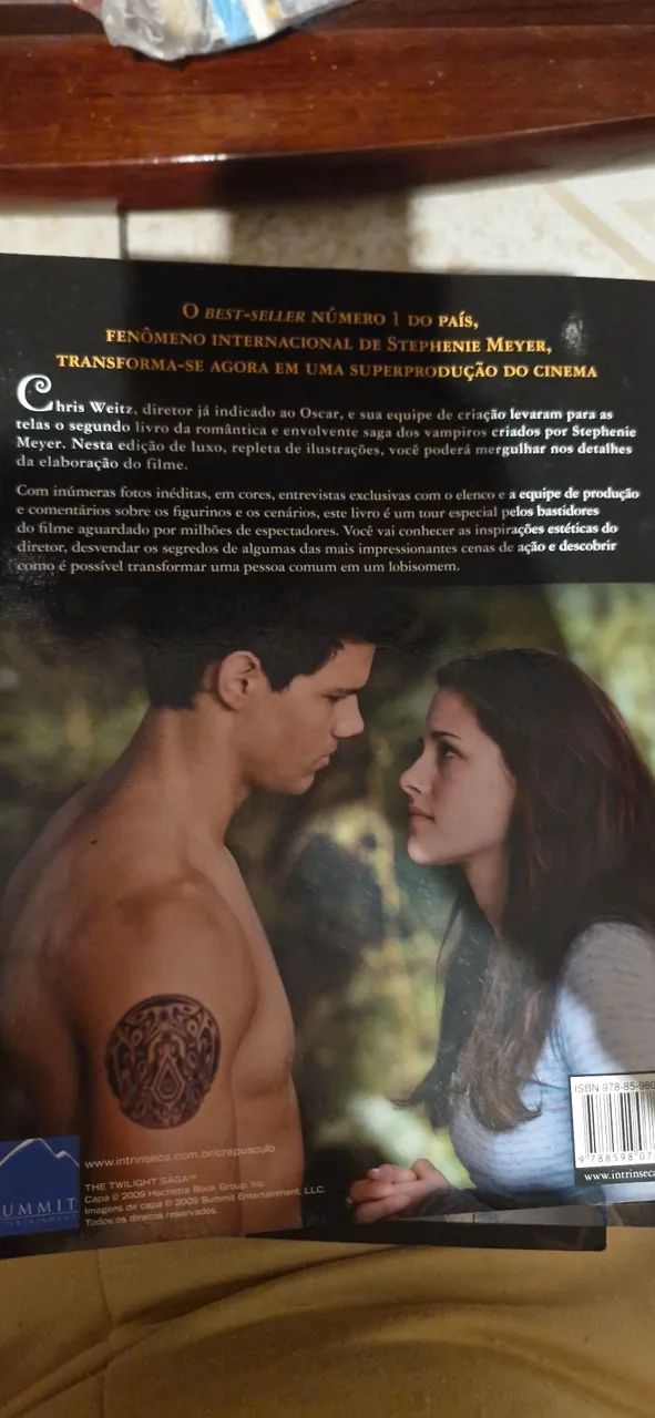 Guia Oficial Ilustrado Lua Nova - Crepúsculo - Foto 2