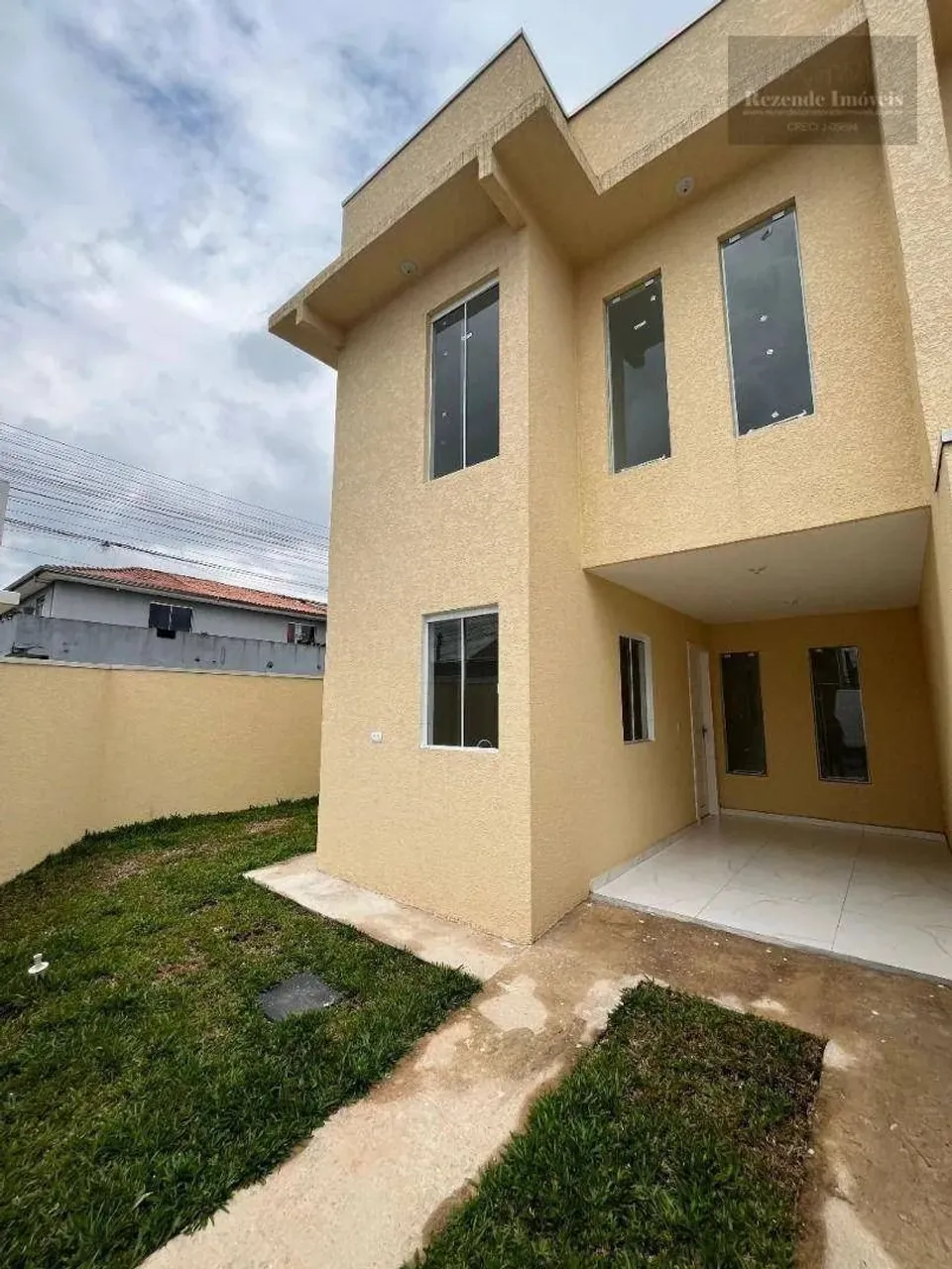Sobrado NOVO com 2 dormitórios à venda, 59 m² por R$ 349.900 - Tatuquara - Curitiba/PR