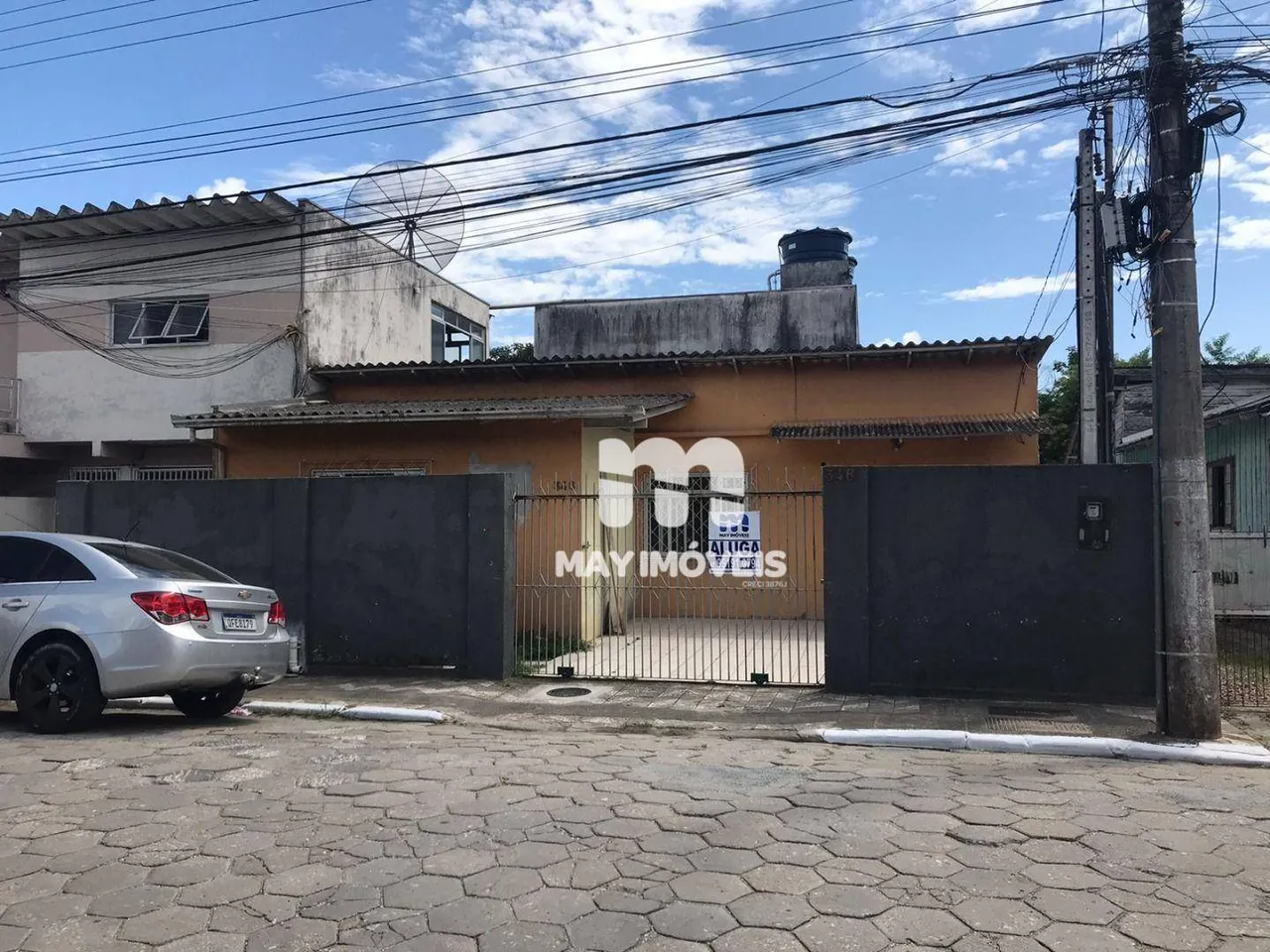 Casa com 3 dormitórios para alugar, 100 m² por R$ 2.590,00/mês - São João - Itajaí/SC