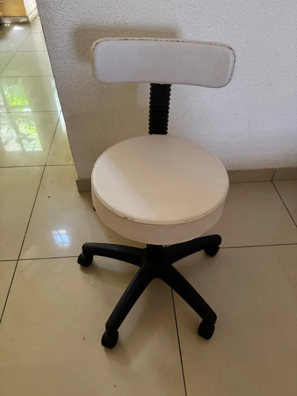 Cadeira de Escritório com Encosto Branco