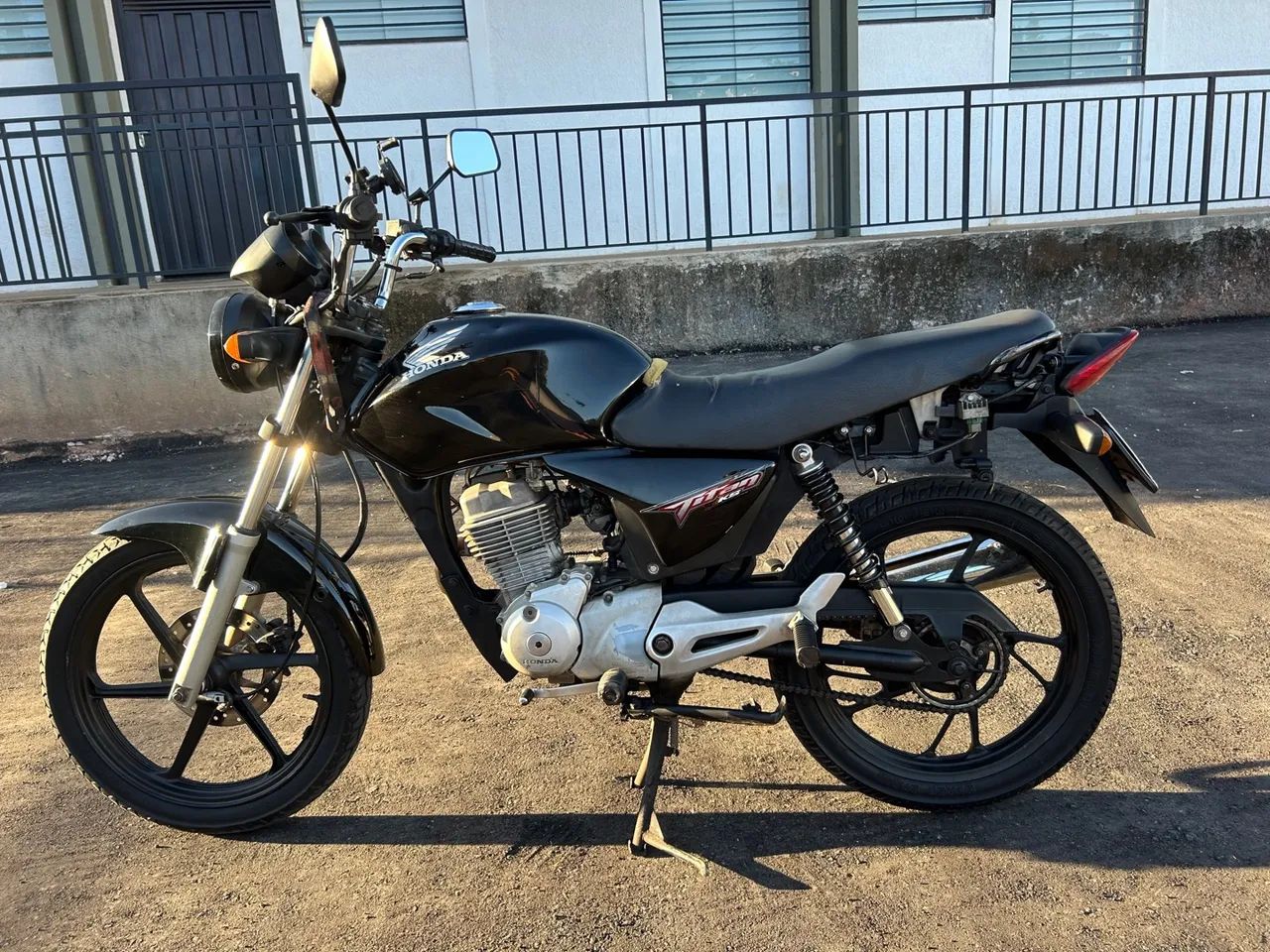 Titan 150 2008  - Foto 2