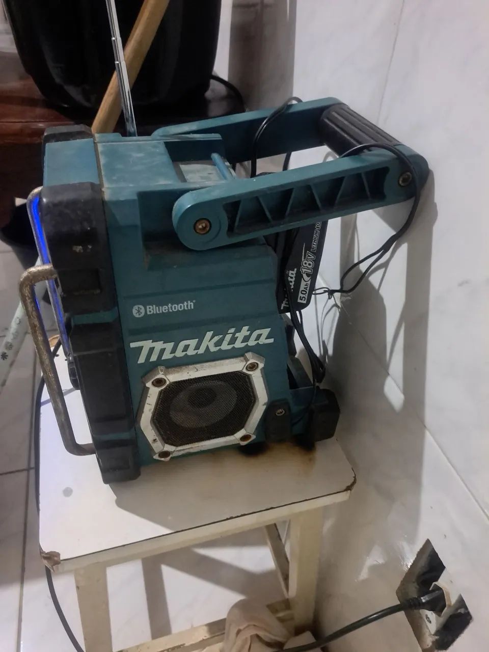 Caixa de som da makita em ótimo estado  - Foto 4